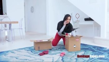 Chubby Chasing Masseur Gives a Raunchy Rubdown to Fat Redhead Ginger Rose